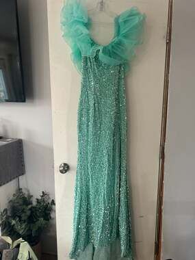 FAERIESTY Mint Green Sequin Ruffle Sleeve High Slit Maxi Dress Size S